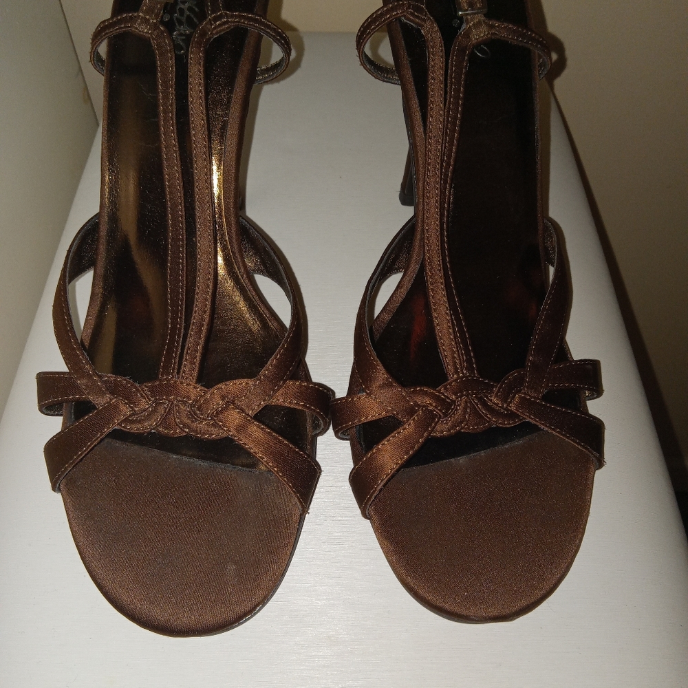 Mossimo strapy heels